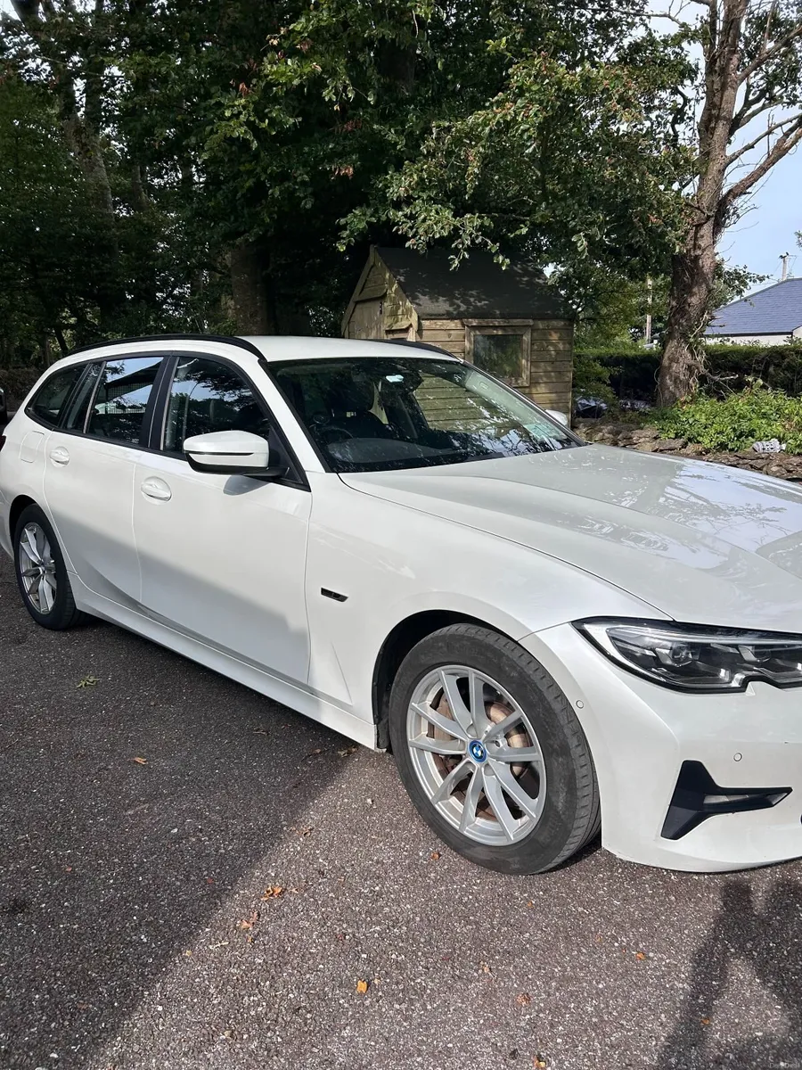 BMW 330E 3-Series SE Pro Touring Auto 2022 - Image 3