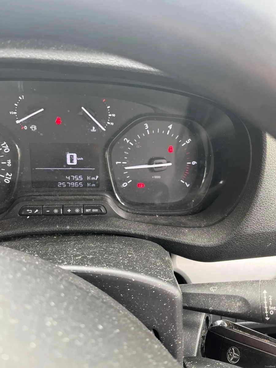 Toyota Proace 2017 - Image 2