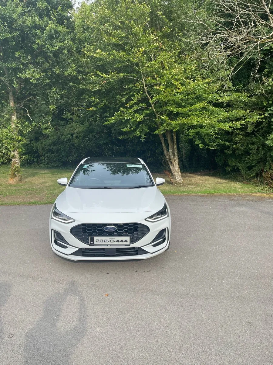 2023 Ford Focus ST line… very low milage - Image 3