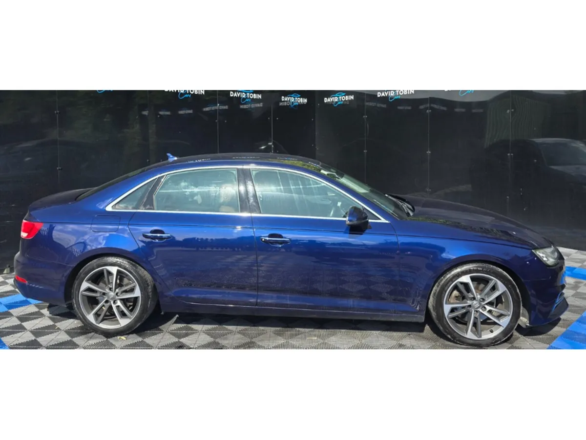 Audi A4 2.0 TDI AUTO/BROWN LEATHER - Image 3