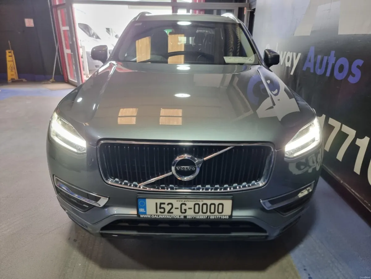Volvo XC90 INSCRIPTION D5 AWD **SAT NAV, FULL LEAT - Image 3