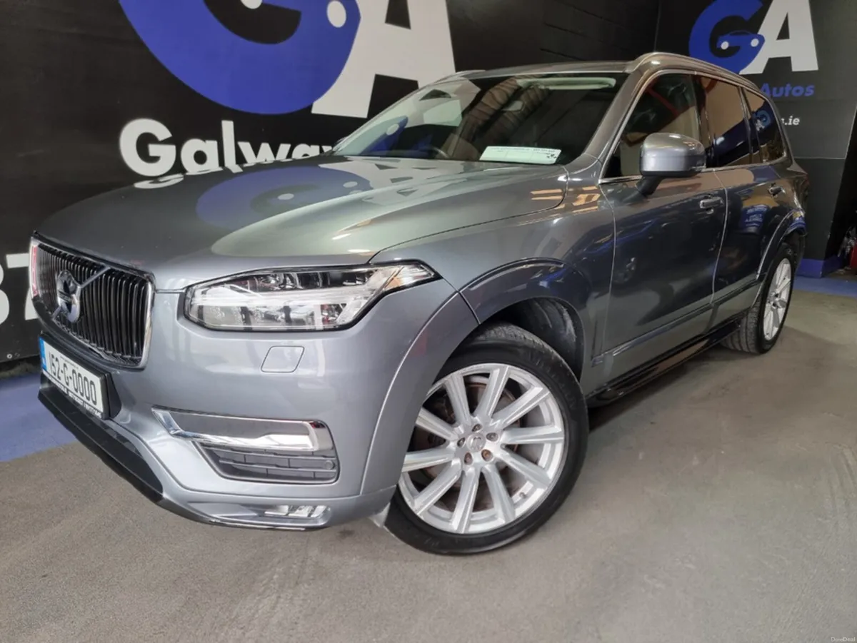 Volvo XC90 INSCRIPTION D5 AWD **SAT NAV, FULL LEAT - Image 4