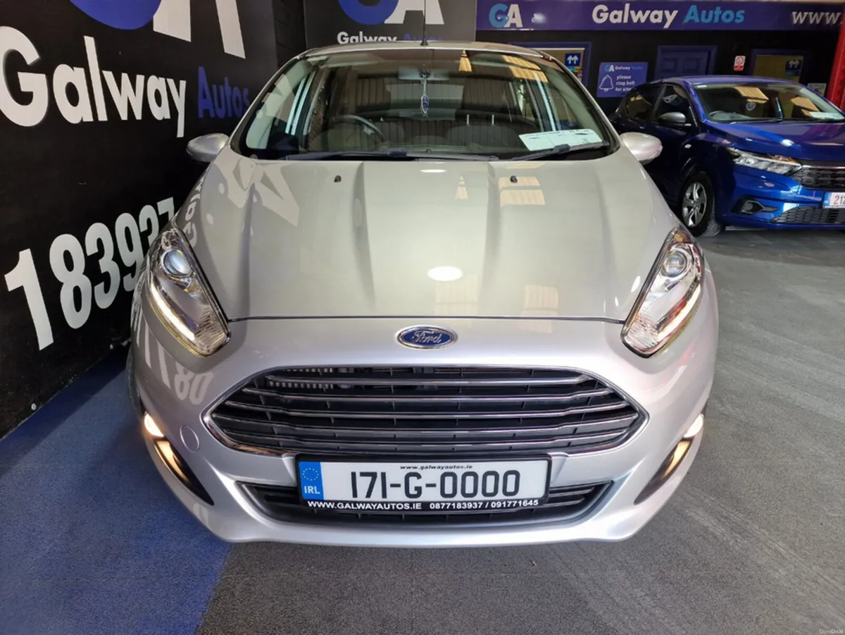 Ford Fiesta ZETEC ** ONLY 54K MILES, IMMACULATE, F - Image 3
