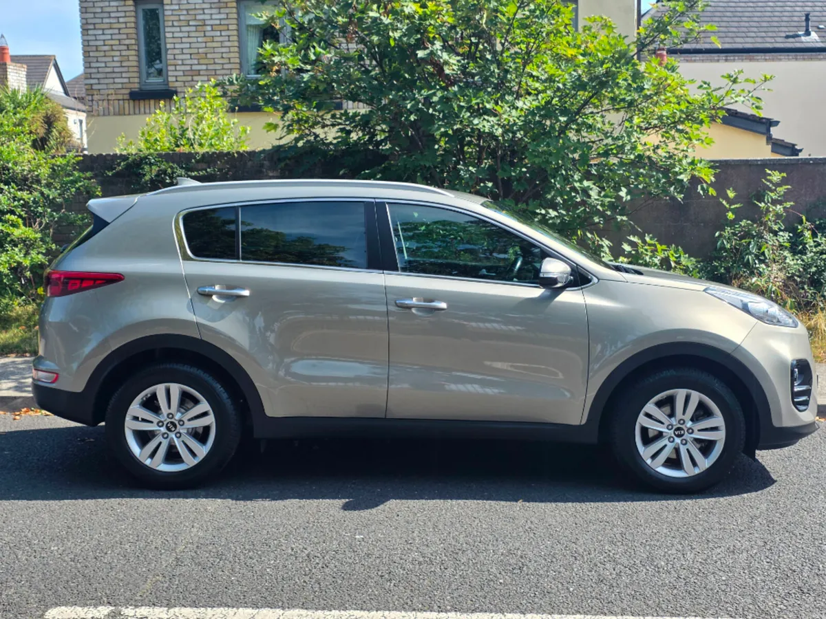 Kia Sportage EX 5DR - Image 2