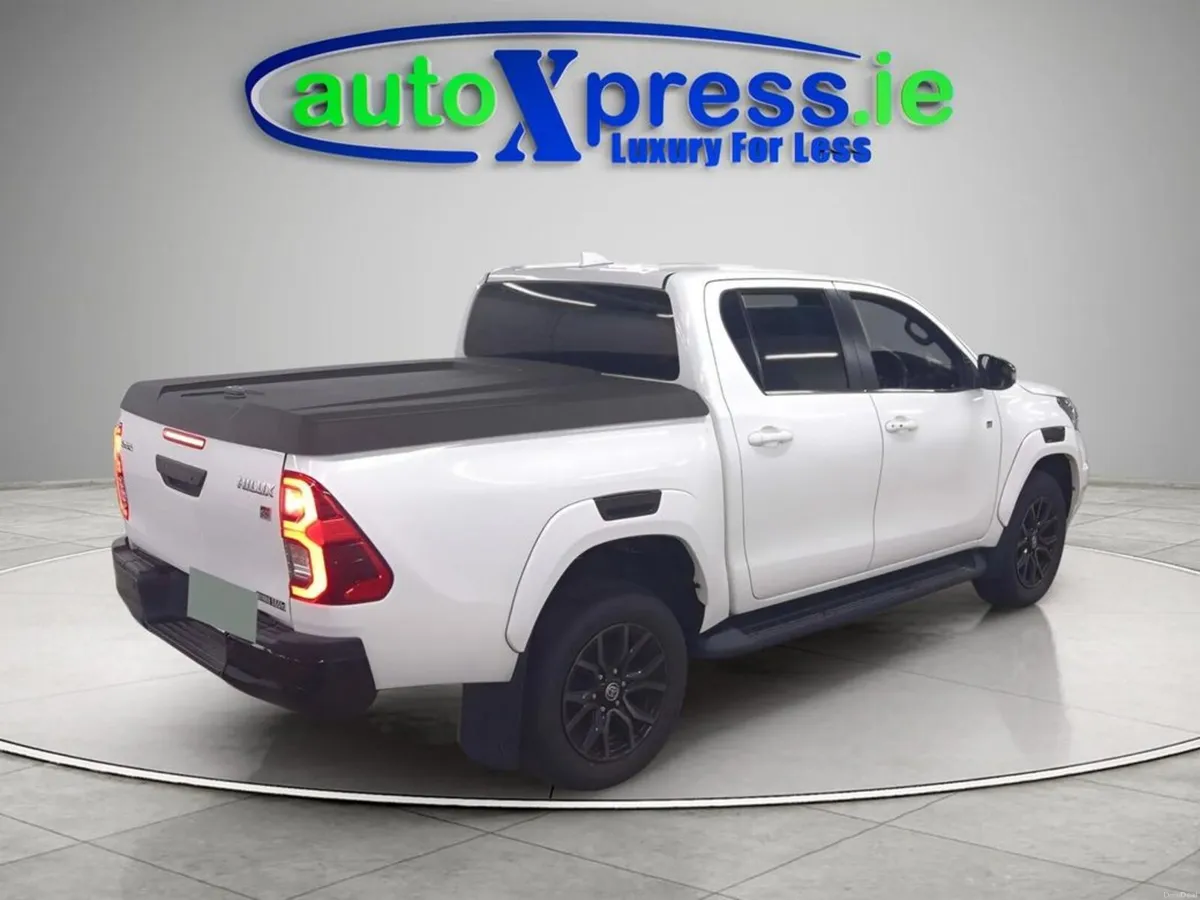 Toyota Hilux 4WD GR SPORT, 360 camera, Low mileage - Image 6