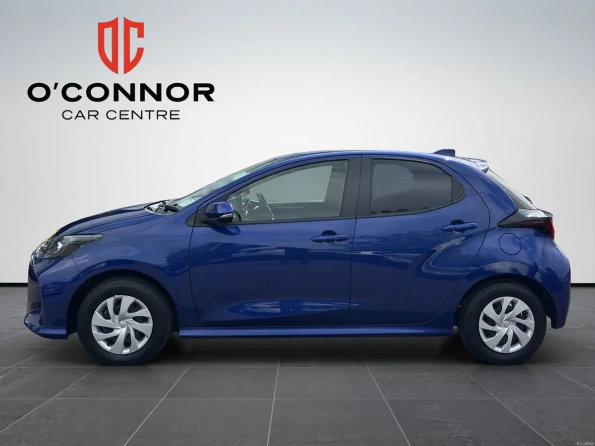 Toyota Yaris Easy to drive, easy on fuel, and buil - Image 3