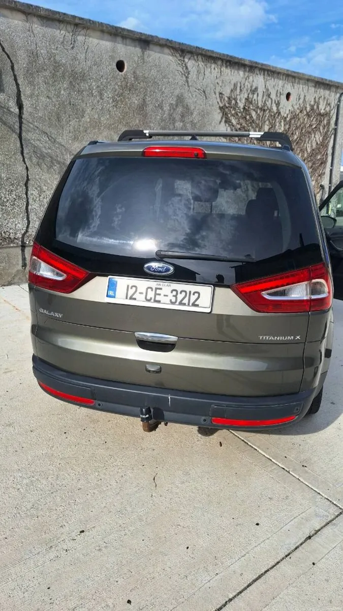 Ford Galaxy Titanium X    Luxury Trim / High Spec - Image 2