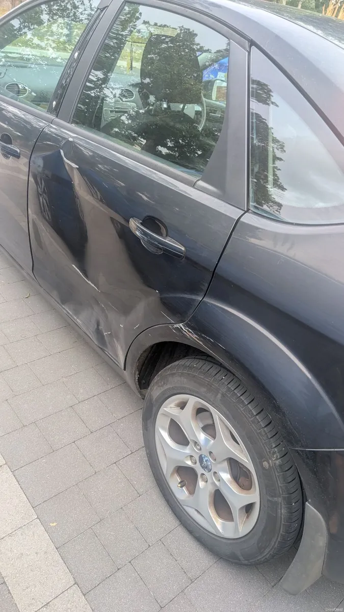 Ford Focus 2009 - Image 3
