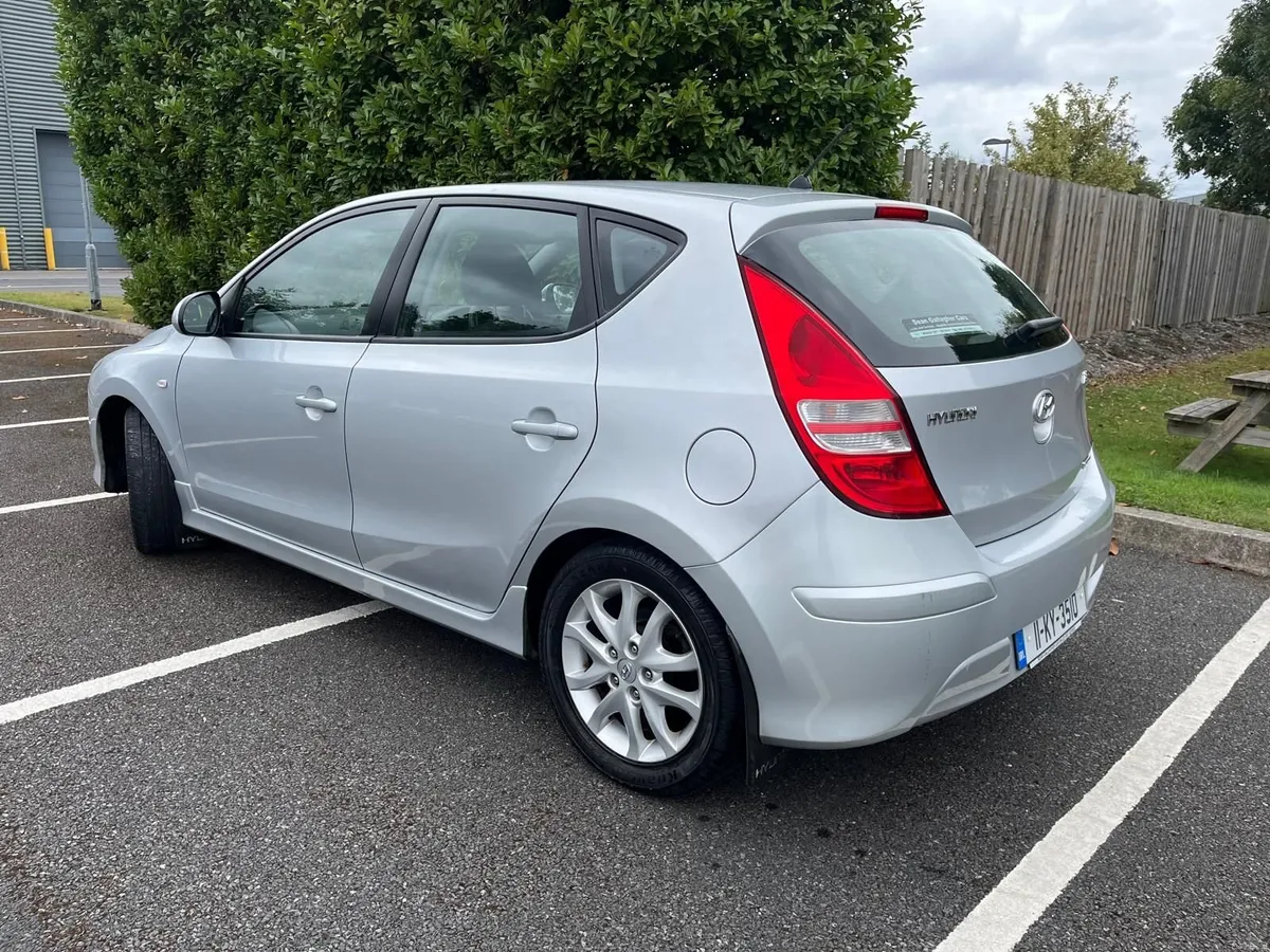 Hyundai i30 2011 - Image 4