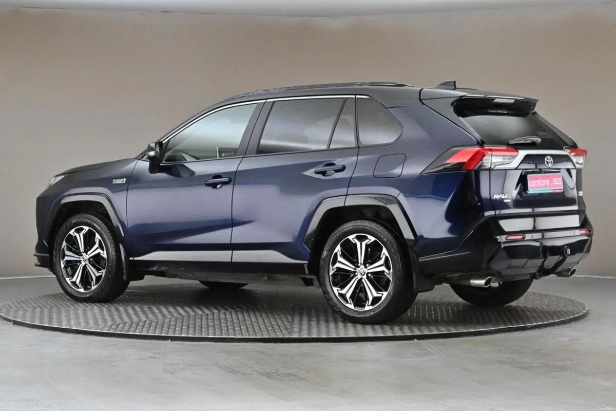 Toyota RAV4 2.5 PETROL SPORT PHEV **HALF LEATHER S - Image 5