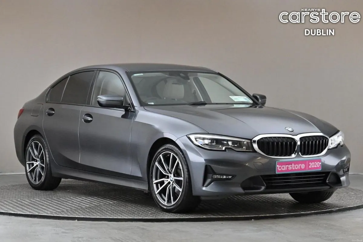BMW 3-Series 318D 3SSG **BEIGE LEATHER** - Image 1