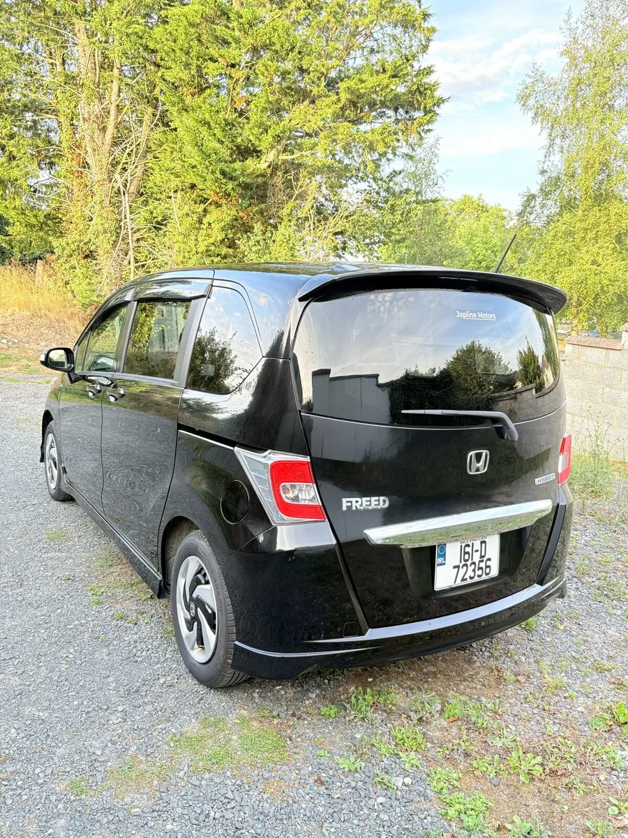 Honda Freed 6 seater Hybrid Automatic - Image 6