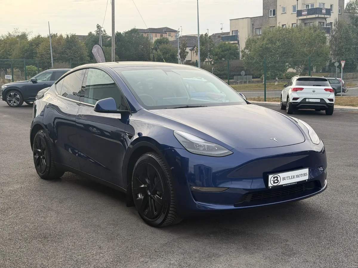 Tesla Model Y 2022 - Image 3