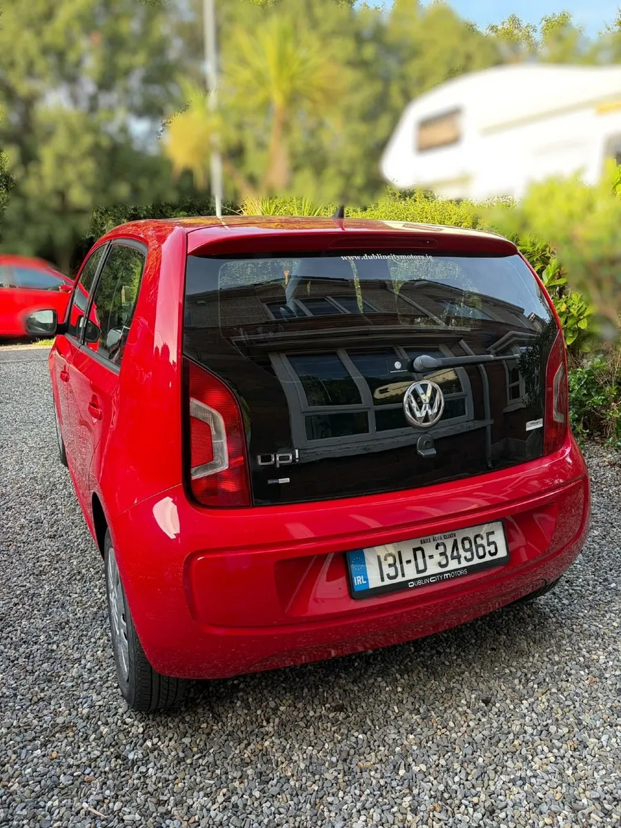 Volkswagen up! 2013 Automatic - Image 4