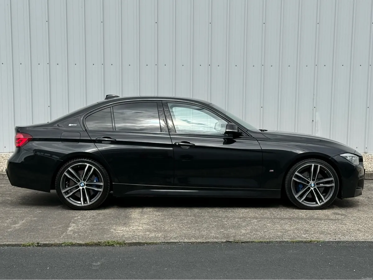 2018 BMW 330E M-Sport (Shadow Edition) - Image 2