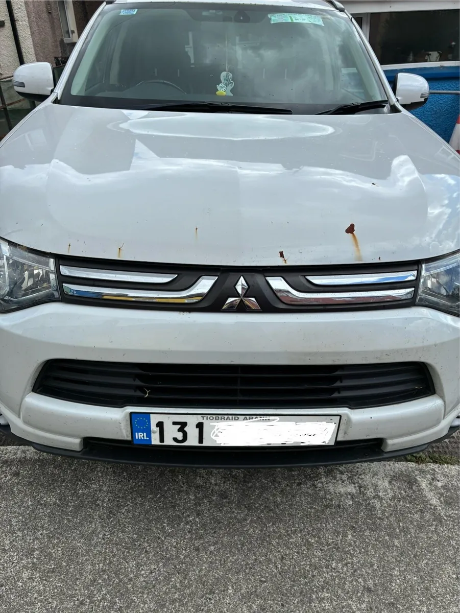 Mitsubishi outlander 2013 2.3 Diesel - Image 3