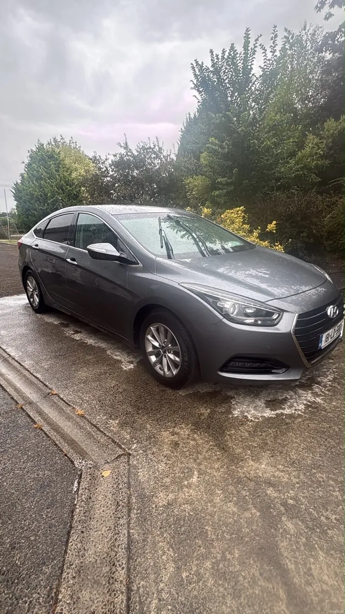 Hyundai I40/diesel engine - Image 1