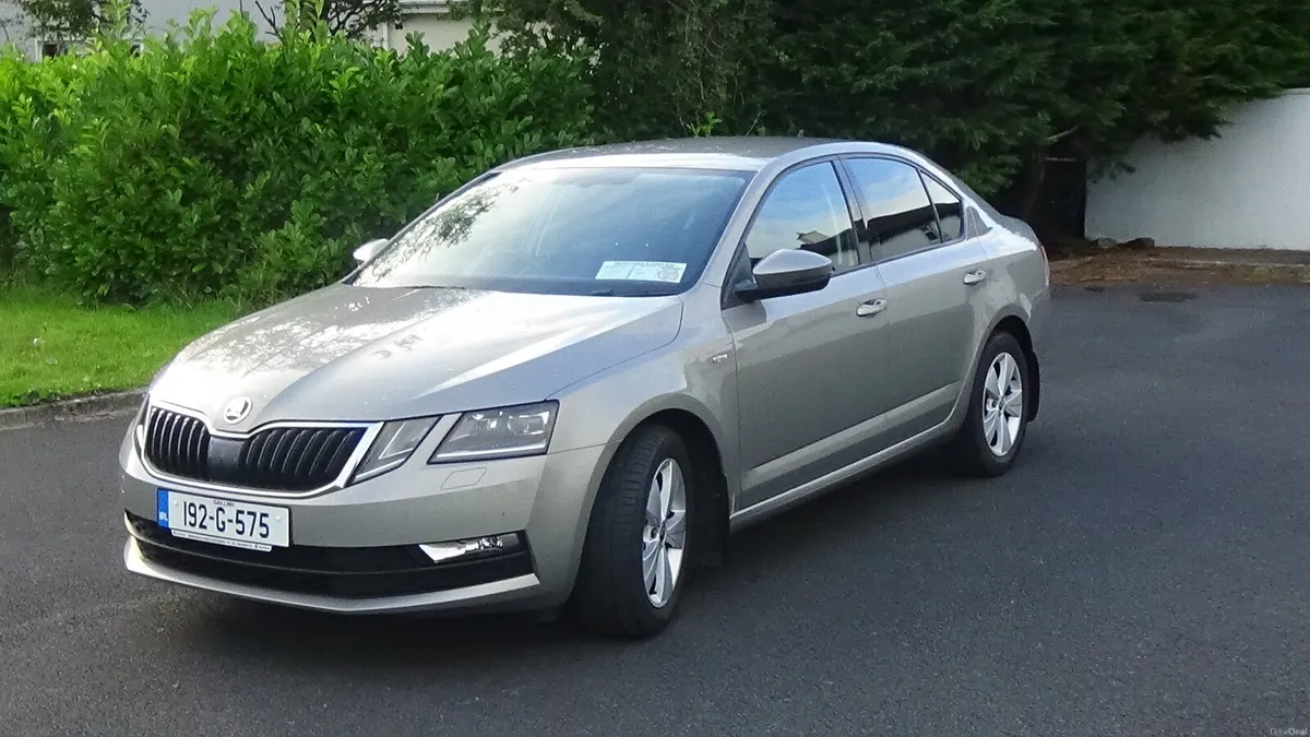 Skoda Octavia Sol 1.0tsi 115HP - Image 4
