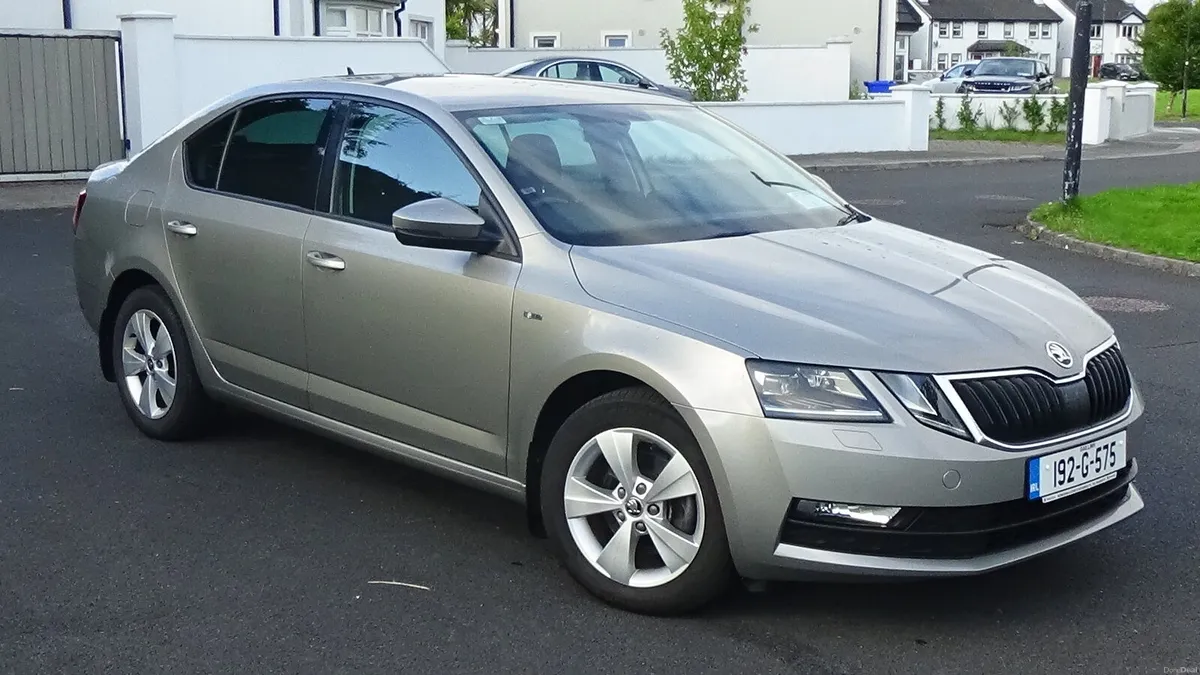 Skoda Octavia Sol 1.0tsi 115HP - Image 1