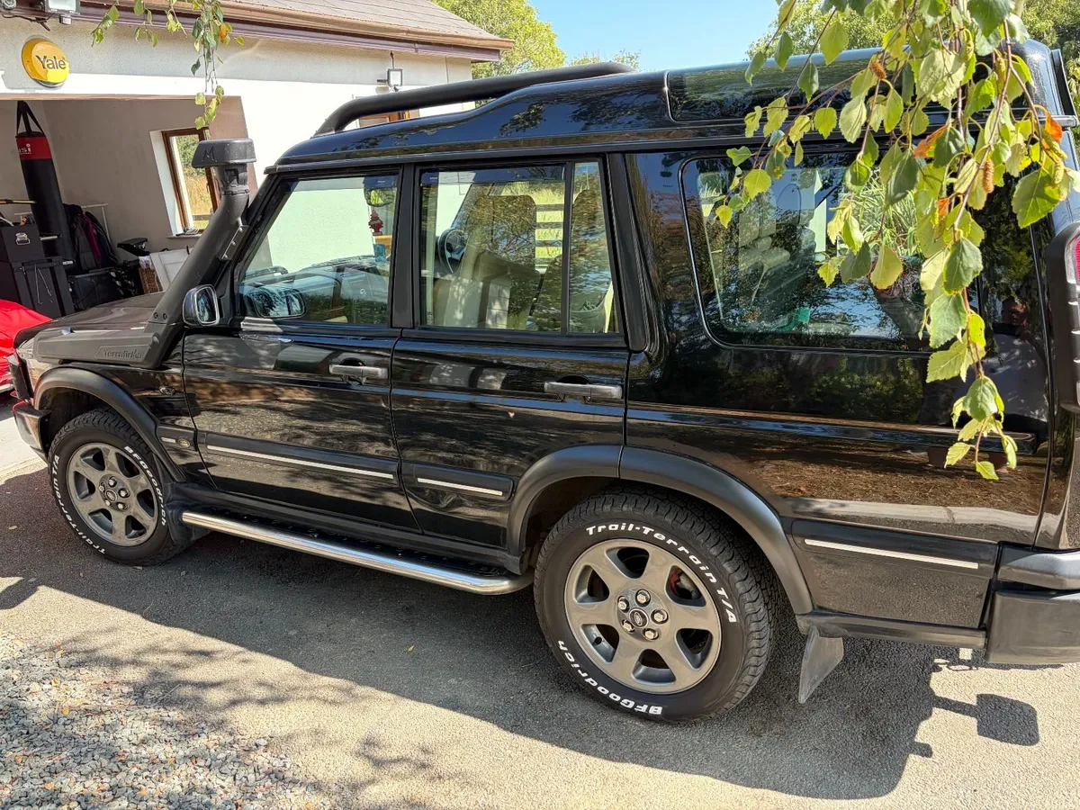 Land Rover Discovery 2 TD5 – Exceptional Condition - Image 2