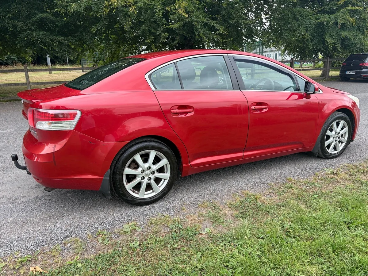 2011 Toyota Avensis - Image 6
