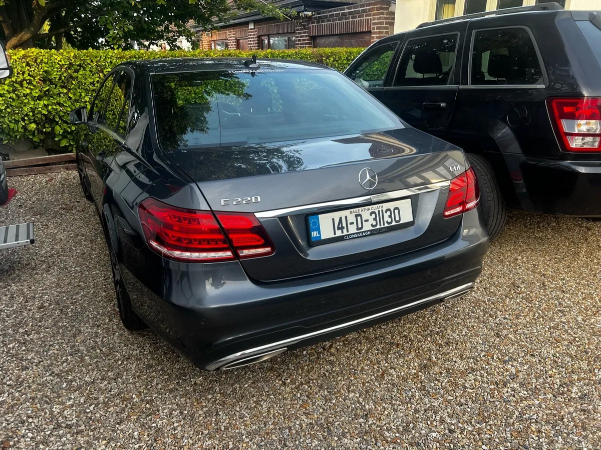 E220  cdi low miles - Image 4
