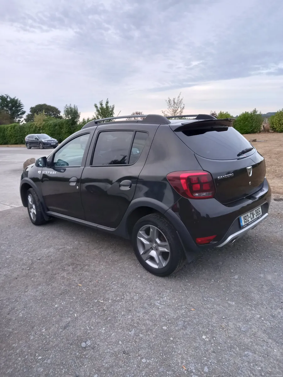 2019 Dacia Sandero Stepway 1.5 Diesel - Image 5