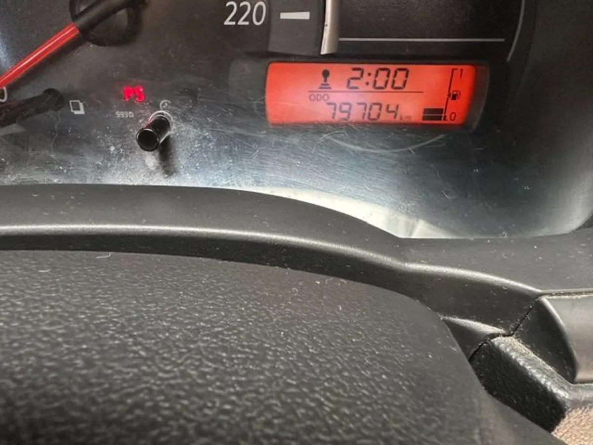 Nissan Micra 2017 - Image 4
