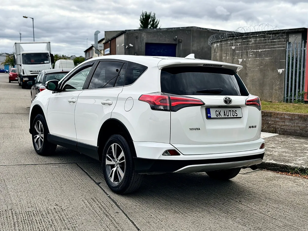 🔴 Toyota RAV4 High Spec - Image 4