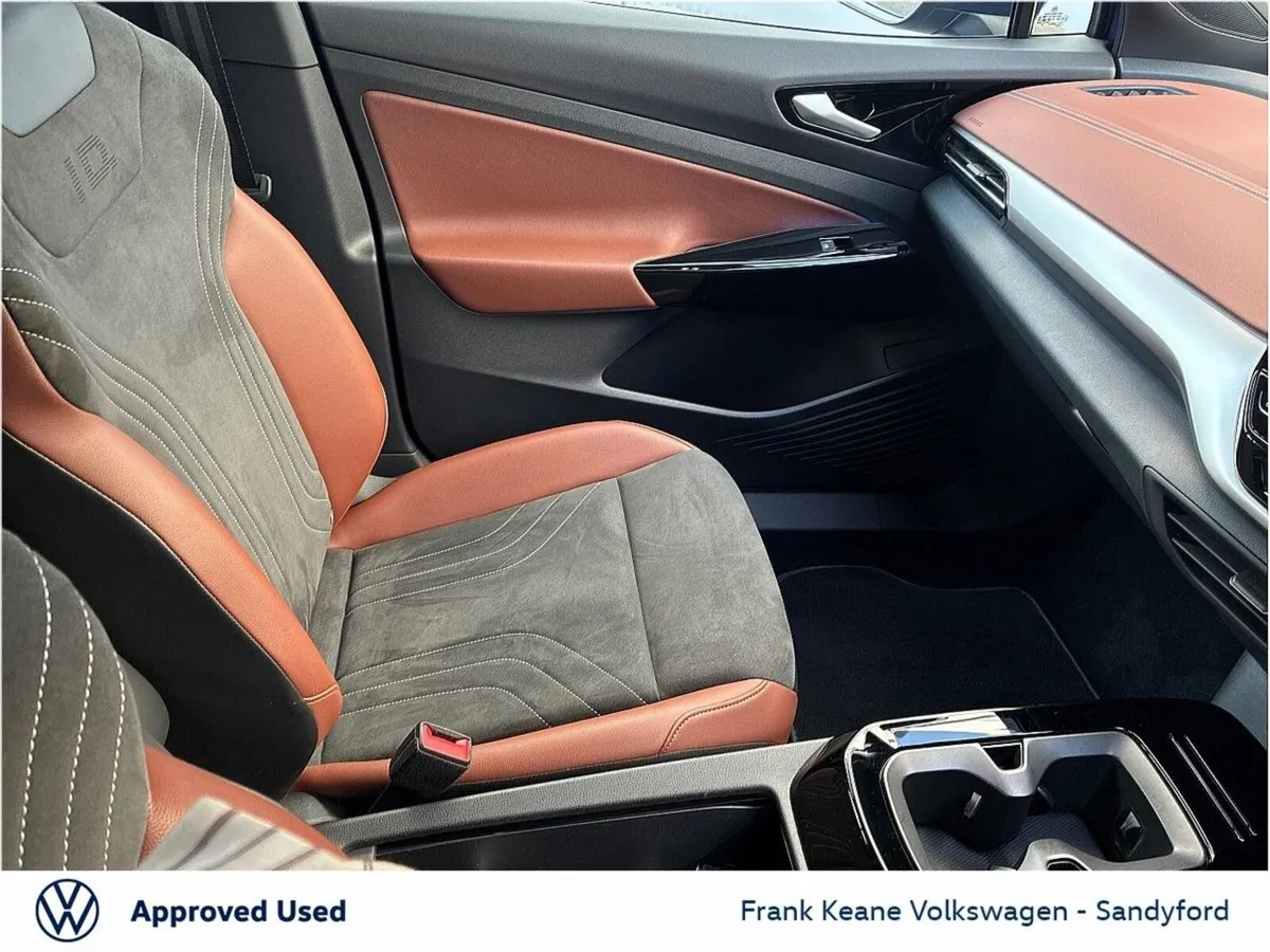 Volkswagen ID.4 LIFE 77kWh 174HP @Frank Keane Volk - Image 4