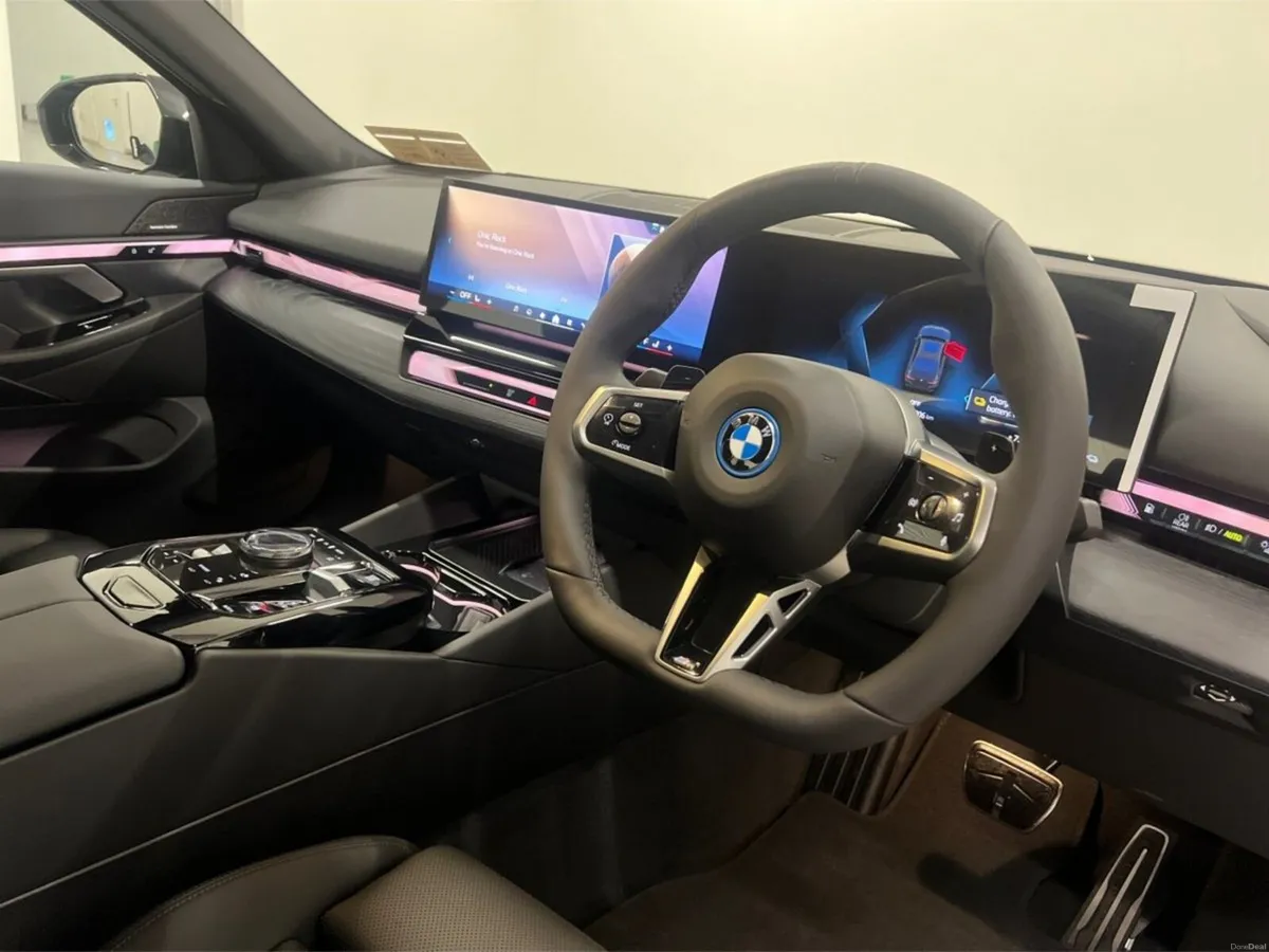 BMW 5-Series 530e M Sport IMMEDIATE DELIVERY - Image 6