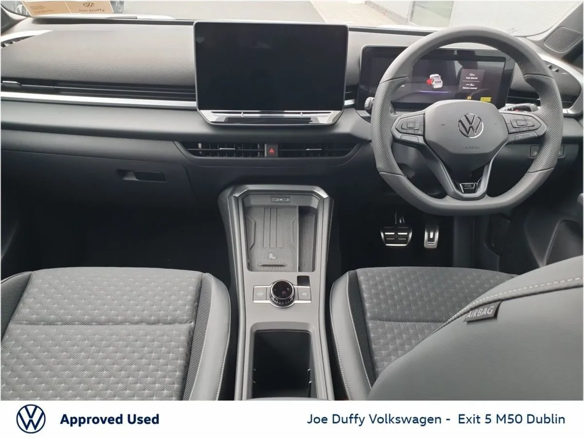 Volkswagen T-Roc R-LINE 1.5TSI 150HP MHEV AUTO New - Image 2