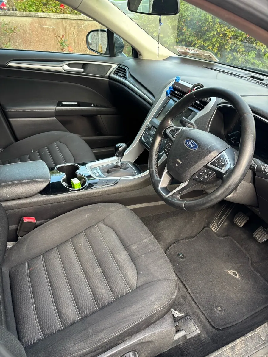 Ford Mondeo - Image 5