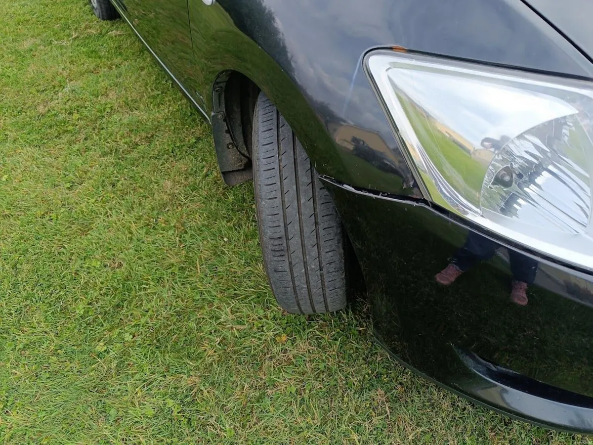 Toyota Auris 2008 - Image 6