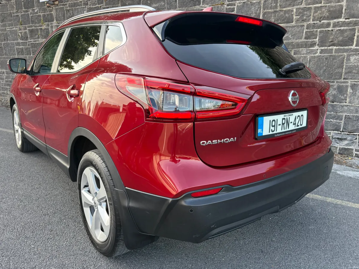 19 Nissan Qashqai SV!Trade in 👍 finance👍 - Image 2