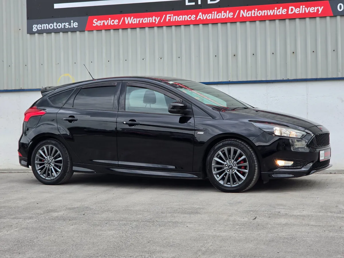 Ford Focus 2017 1.5 tdci ST-LINE - Image 4