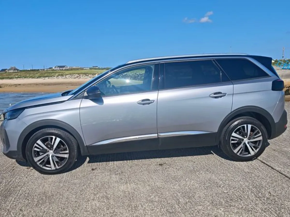 Peugeot 5008 FL Allure 1.5 Blue HDI 130 AUT - Image 4
