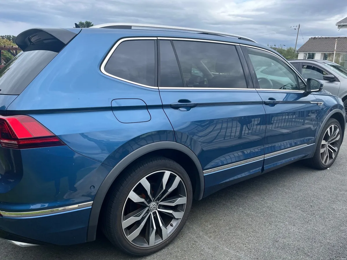 Volkswagen Tiguan 2020 - Image 2