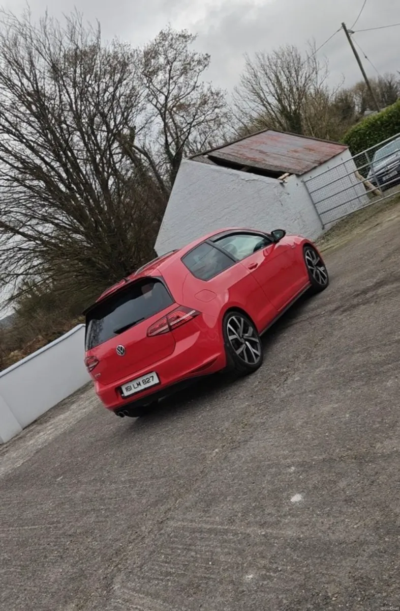 Volkswagen Golf gtd - Image 2
