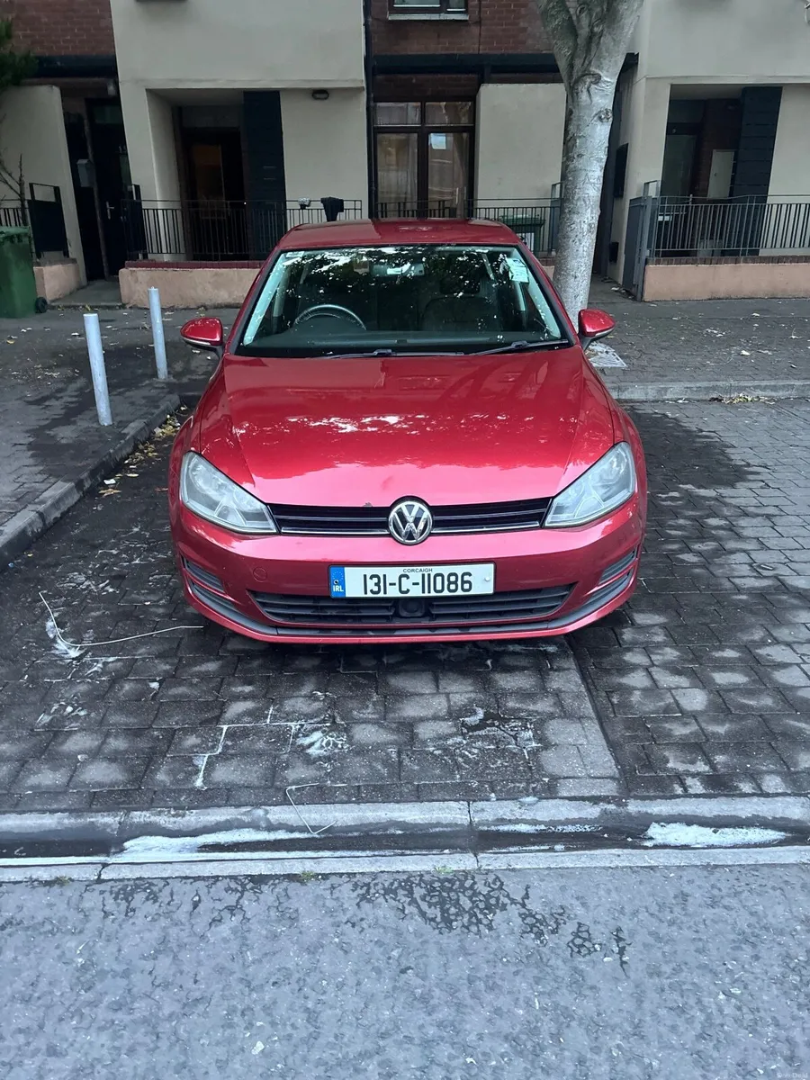 Volkswagen Golf 2013 - Image 1