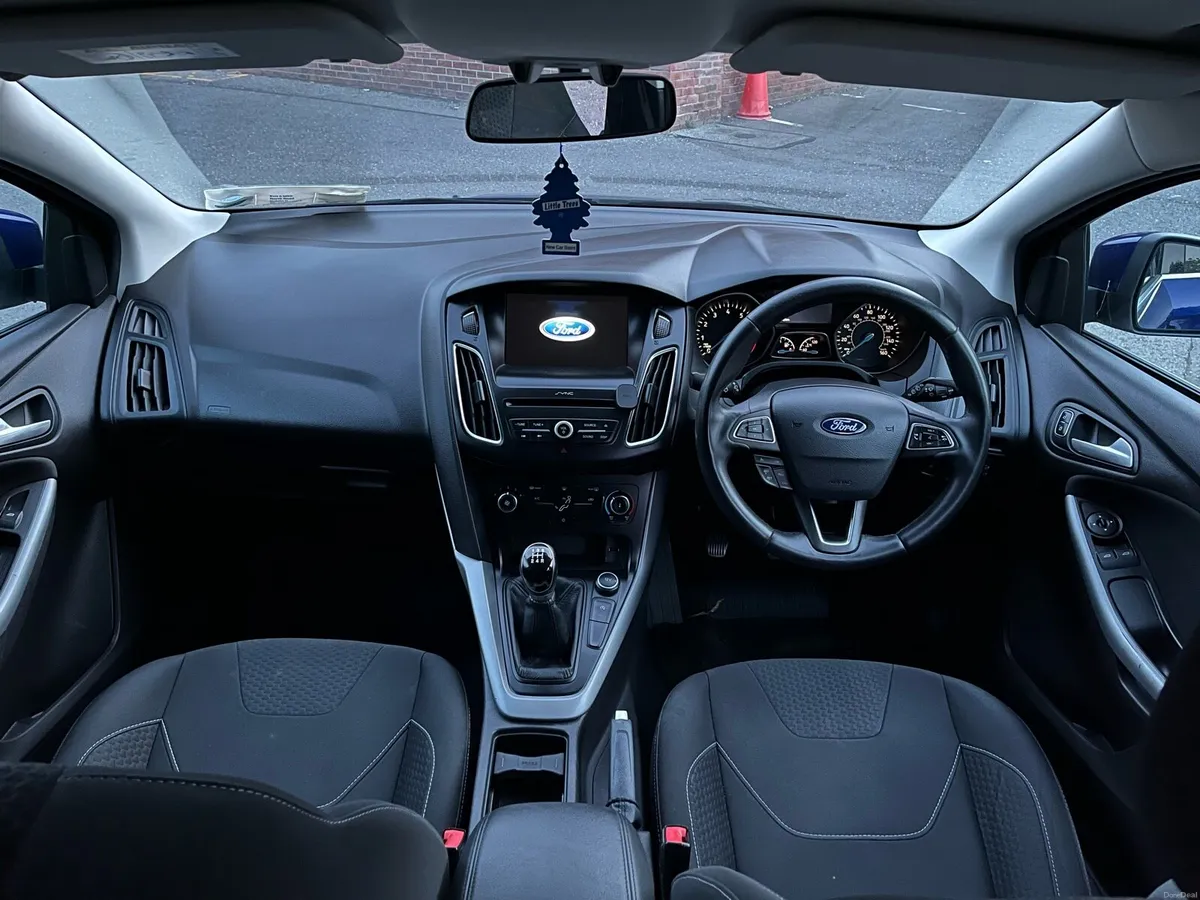 Ford Focus 1.0 Zetec Edition - Image 6
