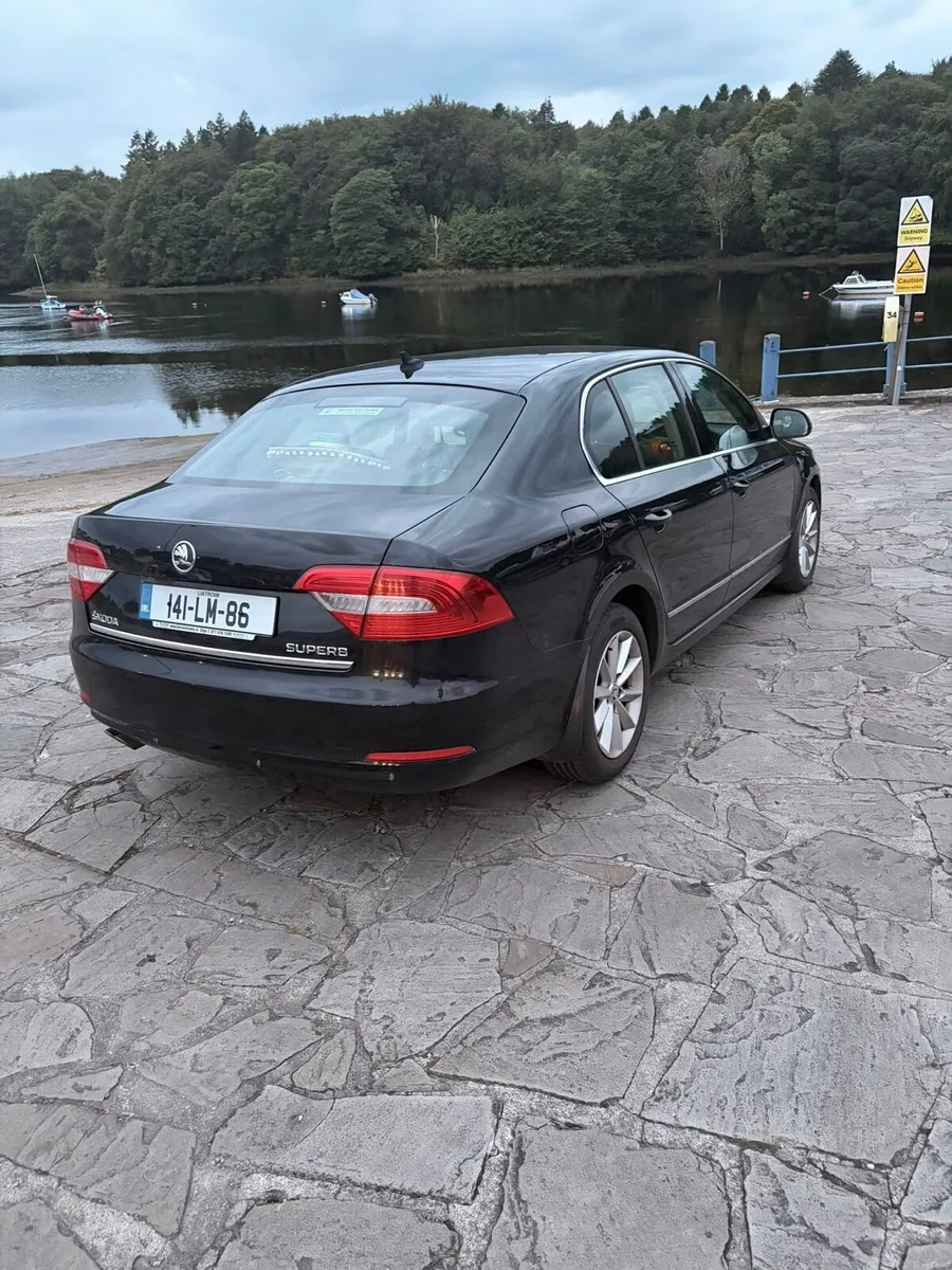 Skoda superb 2014 2  litre  Disel 2950 - Image 4