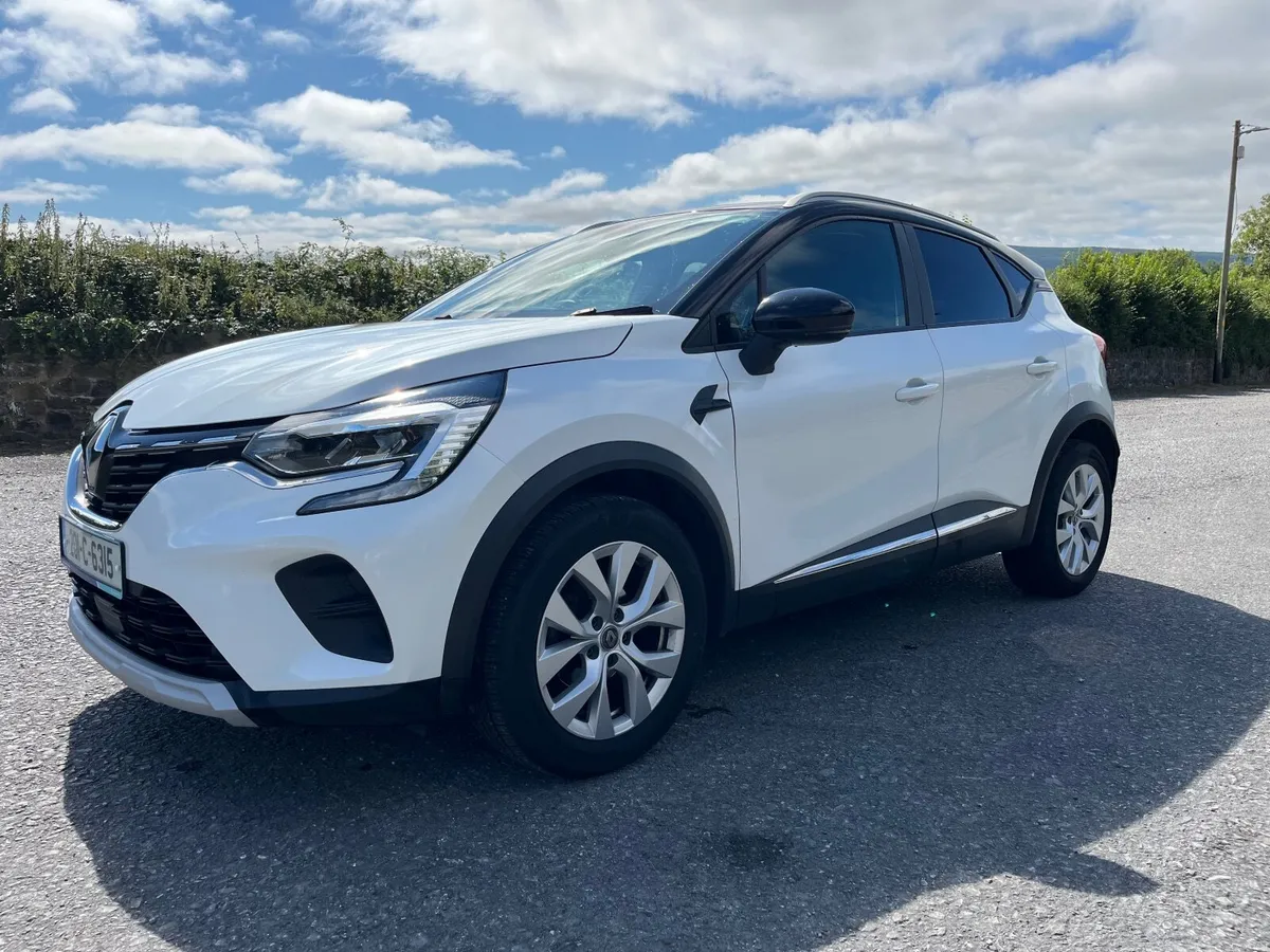 White 2020 Renault Captur dCi 95 Iconic - Image 2