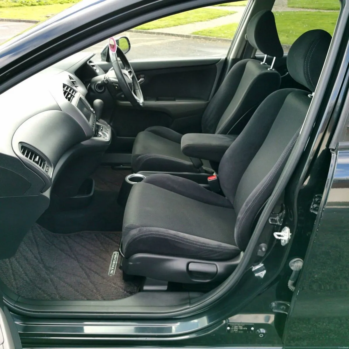 Honda Stream 2008 - Image 6