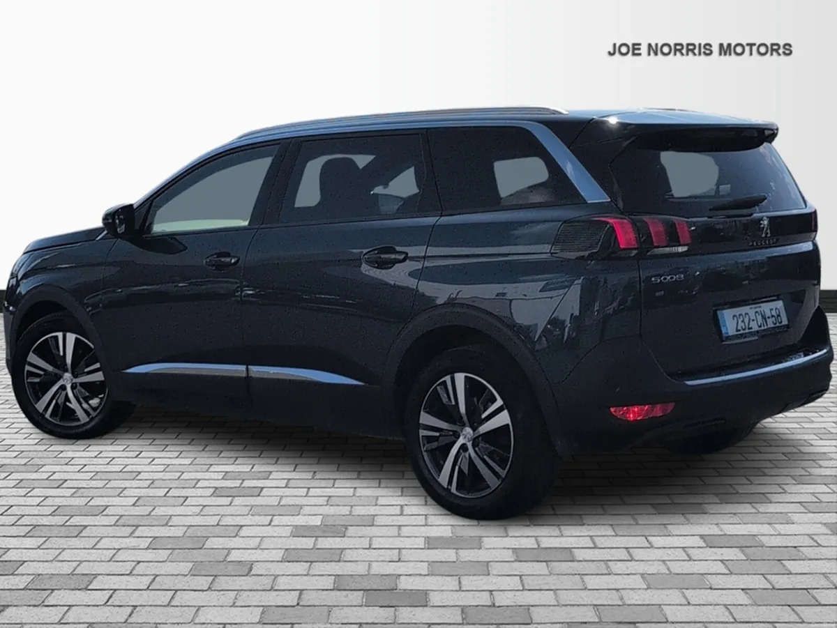 Peugeot 5008 ALLURE 1.5 BLUE HDI 130 AUTO - Image 3