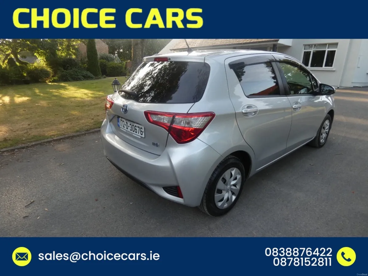 Toyota Yaris 1.5 AUTO HYBRID - Image 5