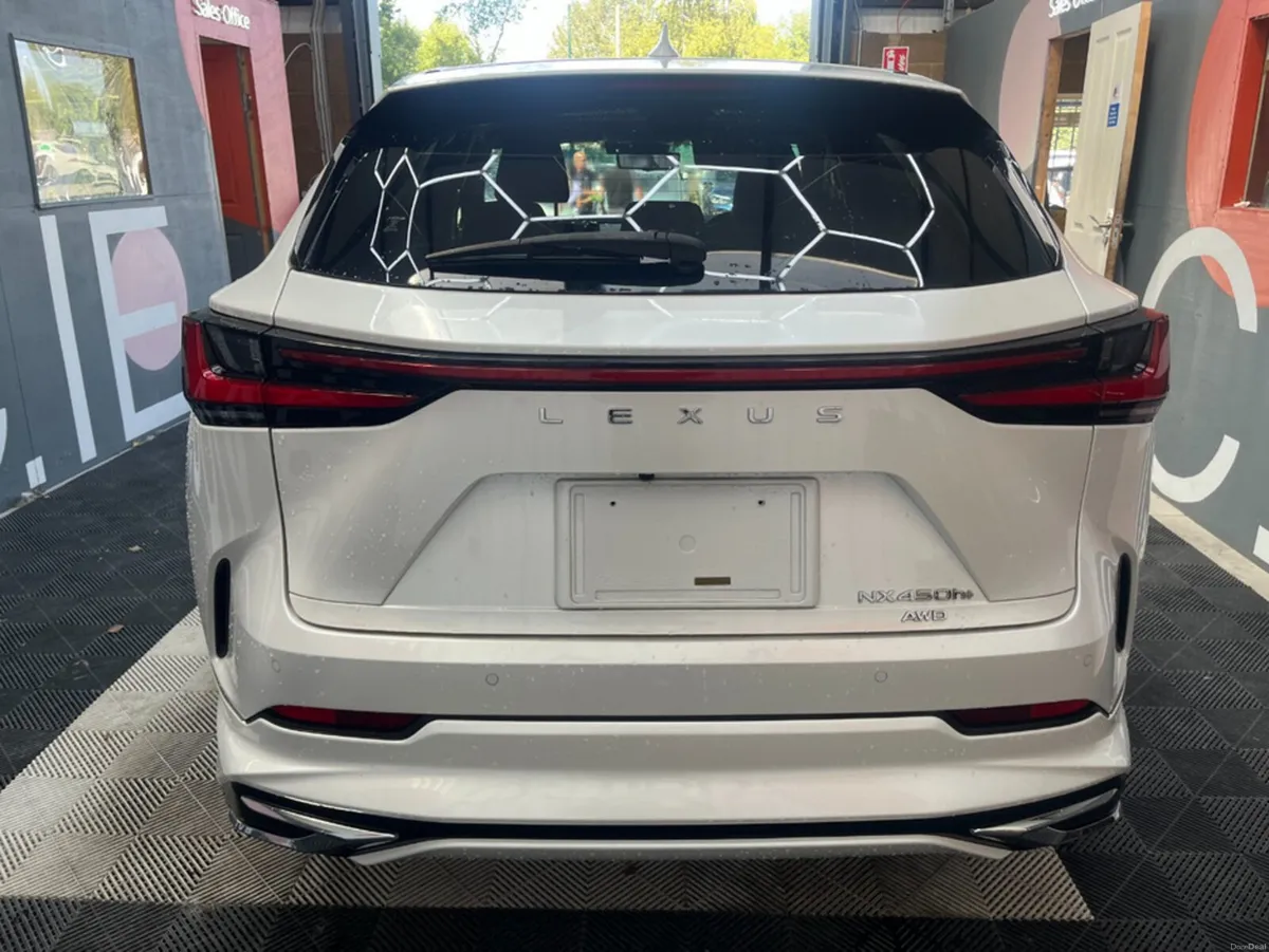 Lexus NX 2023 LEXUS NX 4WD NX450H+ VERSION L  2.5 - Image 4