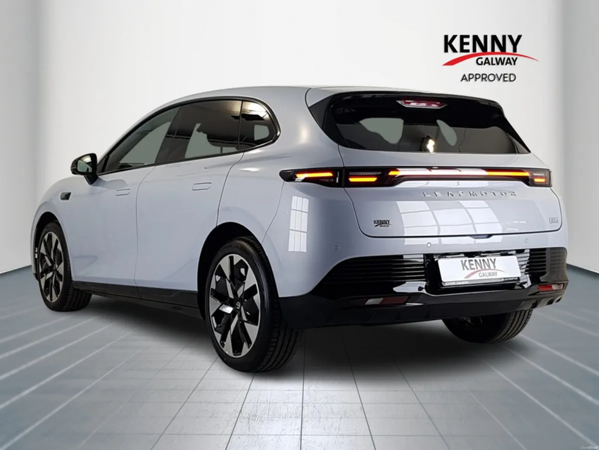 Leapmotor B05 DESIGN 67.1KWH 482KM - Image 5
