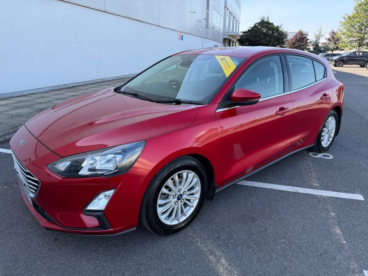 Ford Focus 1.5 TDCI, TITANIUM MODEL, DEALER SERVIC - Image 6