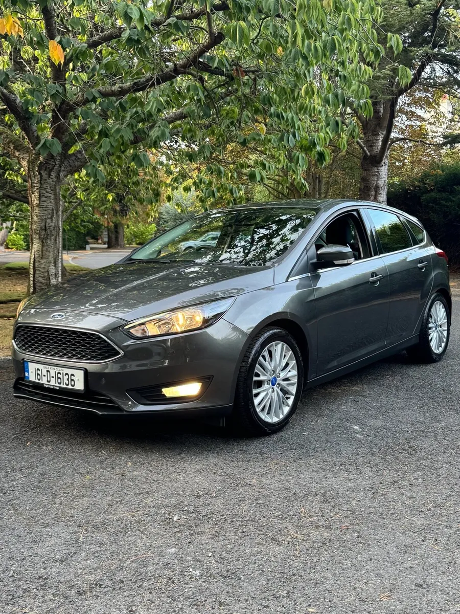 Ford Focus Zetec (HIGH SPEC/NEW NCT) - Image 6